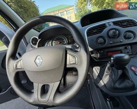 Белый Рено Кенгу, объемом двигателя 0 л и пробегом 19 тыс. км за 9900 $, фото 38 на Automoto.ua