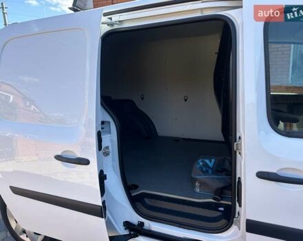 Білий Рено Кєнгу, об'ємом двигуна 0 л та пробігом 29 тис. км за 12300 $, фото 35 на Automoto.ua