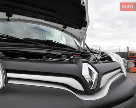 Рено Кенгу 2018 в Киеве на Automoto.ua Белый Рено Кенгу, объемом двигателя 1.5 л и пробегом 157 тыс. км за 15500 $, фото 38 на Automoto.ua