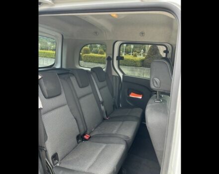 Білий Рено Кєнгу, об'ємом двигуна 1.5 л та пробігом 127 тис. км за 307 $, фото 4 на Automoto.ua