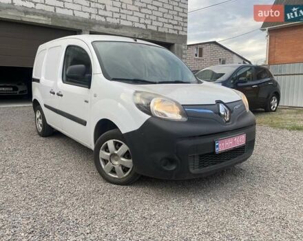 Білий Рено Кєнгу, об'ємом двигуна 0 л та пробігом 75 тис. км за 8500 $, фото 1 на Automoto.ua