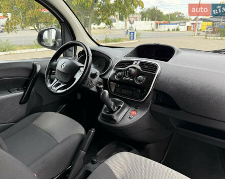Белый Рено Кенгу, объемом двигателя 1.5 л и пробегом 117 тыс. км за 12999 $, фото 48 на Automoto.ua