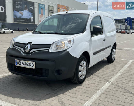 Белый Рено Кенгу, объемом двигателя 1.46 л и пробегом 178 тыс. км за 8900 $, фото 5 на Automoto.ua