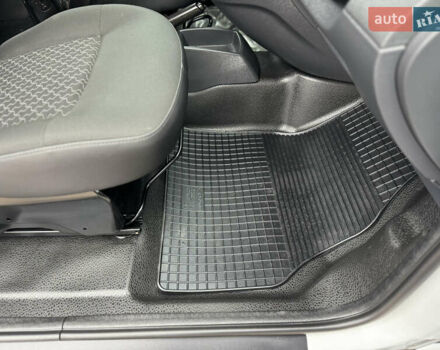 Белый Рено Кенгу, объемом двигателя 1.5 л и пробегом 71 тыс. км за 14700 $, фото 57 на Automoto.ua