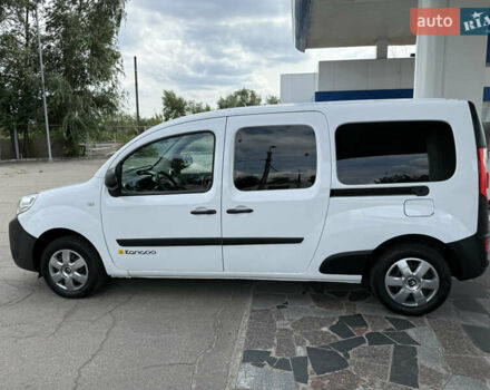 Белый Рено Кенгу, объемом двигателя 1.5 л и пробегом 117 тыс. км за 12999 $, фото 28 на Automoto.ua