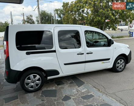 Белый Рено Кенгу, объемом двигателя 1.5 л и пробегом 117 тыс. км за 12999 $, фото 16 на Automoto.ua