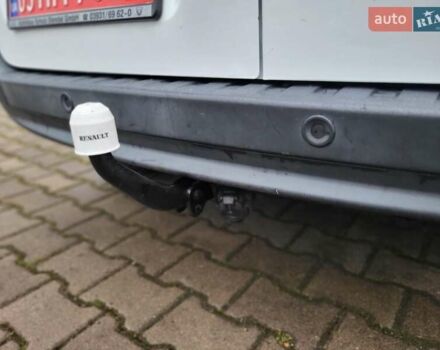 Белый Рено Кенгу, объемом двигателя 1.5 л и пробегом 200 тыс. км за 12900 $, фото 22 на Automoto.ua