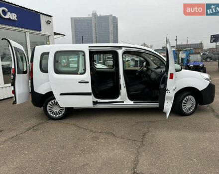 Белый Рено Кенгу, объемом двигателя 1.5 л и пробегом 71 тыс. км за 14700 $, фото 68 на Automoto.ua