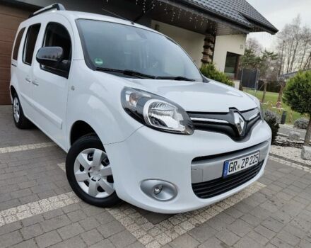 Белый Рено Кенгу, объемом двигателя 1.5 л и пробегом 125 тыс. км за 6170 $, фото 7 на Automoto.ua