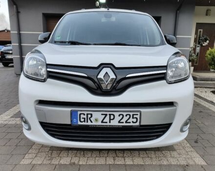 Белый Рено Кенгу, объемом двигателя 1.5 л и пробегом 125 тыс. км за 6170 $, фото 2 на Automoto.ua