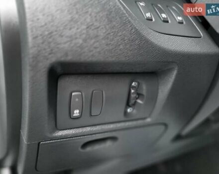 Белый Рено Кенгу, объемом двигателя 1.5 л и пробегом 200 тыс. км за 12900 $, фото 17 на Automoto.ua