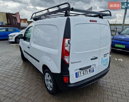 Белый Рено Кенгу, объемом двигателя 0 л и пробегом 105 тыс. км за 9100 $, фото 14 на Automoto.ua