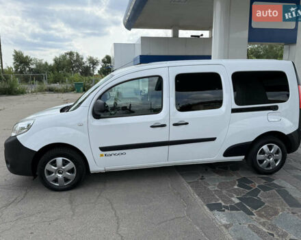 Белый Рено Кенгу, объемом двигателя 1.5 л и пробегом 117 тыс. км за 12999 $, фото 29 на Automoto.ua