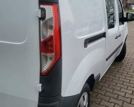 Белый Рено Кенгу, объемом двигателя 1.5 л и пробегом 200 тыс. км за 12900 $, фото 10 на Automoto.ua