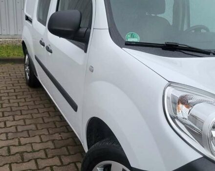 Белый Рено Кенгу, объемом двигателя 1.5 л и пробегом 200 тыс. км за 12900 $, фото 7 на Automoto.ua