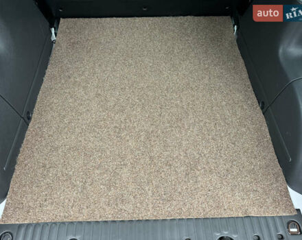 Белый Рено Кенгу, объемом двигателя 1.5 л и пробегом 71 тыс. км за 14700 $, фото 39 на Automoto.ua