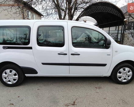 Білий Рено Кєнгу, об'ємом двигуна 0 л та пробігом 36 тис. км за 14200 $, фото 3 на Automoto.ua