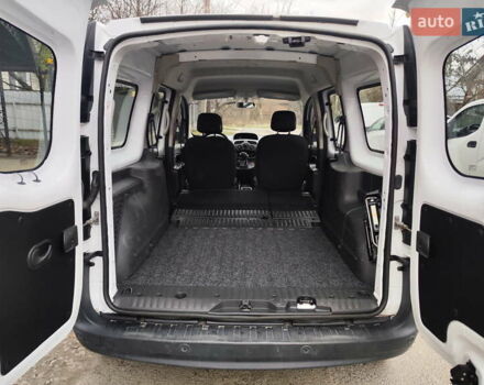 Білий Рено Кєнгу, об'ємом двигуна 0 л та пробігом 36 тис. км за 14200 $, фото 11 на Automoto.ua