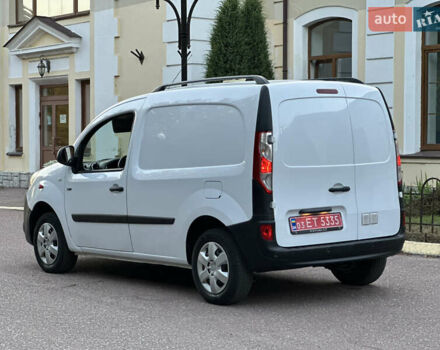 Белый Рено Кенгу, объемом двигателя 0 л и пробегом 32 тыс. км за 9300 $, фото 7 на Automoto.ua