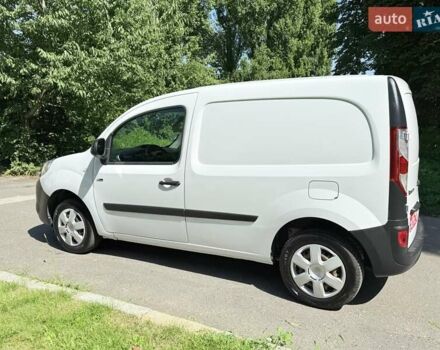 Белый Рено Кенгу, объемом двигателя 0 л и пробегом 27 тыс. км за 9700 $, фото 9 на Automoto.ua