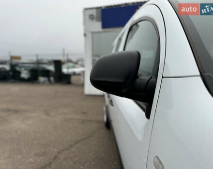 Белый Рено Кенгу, объемом двигателя 1.5 л и пробегом 71 тыс. км за 14700 $, фото 23 на Automoto.ua