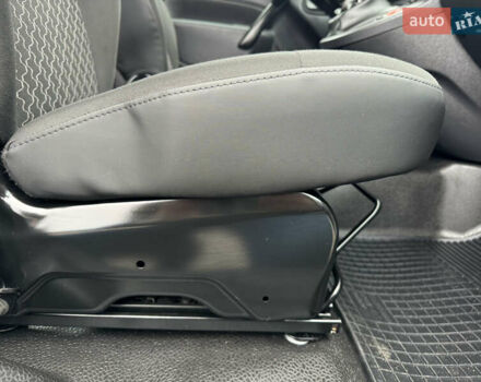 Белый Рено Кенгу, объемом двигателя 1.5 л и пробегом 71 тыс. км за 14700 $, фото 70 на Automoto.ua