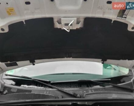 Белый Рено Кенгу, объемом двигателя 1.5 л и пробегом 200 тыс. км за 12900 $, фото 50 на Automoto.ua