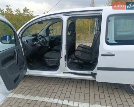 Белый Рено Кенгу, объемом двигателя 1.5 л и пробегом 138 тыс. км за 11800 $, фото 24 на Automoto.ua
