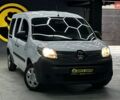 Белый Рено Кенгу, объемом двигателя 0 л и пробегом 100 тыс. км за 12800 $, фото 1 на Automoto.ua