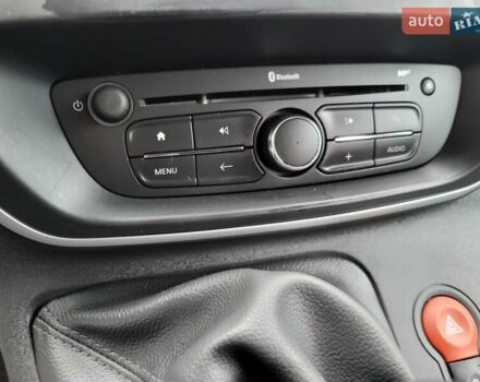 Белый Рено Кенгу, объемом двигателя 1.5 л и пробегом 200 тыс. км за 12900 $, фото 38 на Automoto.ua