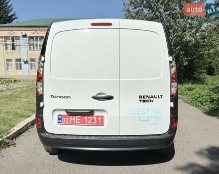 Белый Рено Кенгу, объемом двигателя 0 л и пробегом 27 тыс. км за 9700 $, фото 7 на Automoto.ua