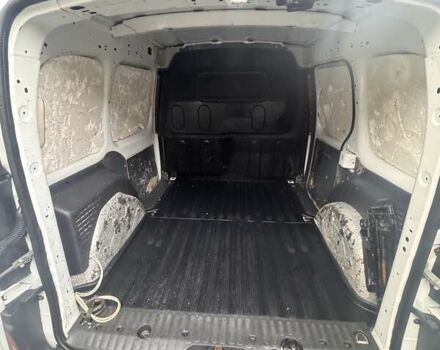 Белый Рено Кенгу, объемом двигателя 1.5 л и пробегом 161 тыс. км за 8200 $, фото 9 на Automoto.ua