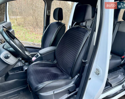 Белый Рено Кенгу, объемом двигателя 1.5 л и пробегом 201 тыс. км за 13700 $, фото 23 на Automoto.ua