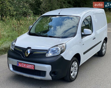 Белый Рено Кенгу, объемом двигателя 0 л и пробегом 70 тыс. км за 9700 $, фото 8 на Automoto.ua