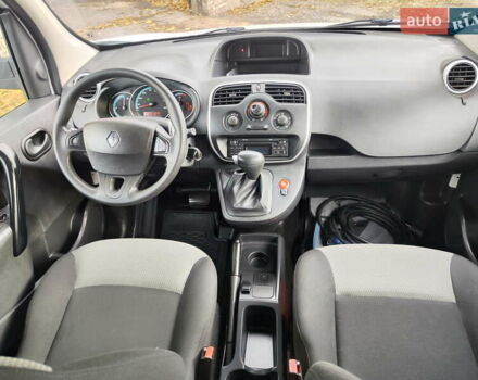 Белый Рено Кенгу, объемом двигателя 0 л и пробегом 16 тыс. км за 14700 $, фото 15 на Automoto.ua