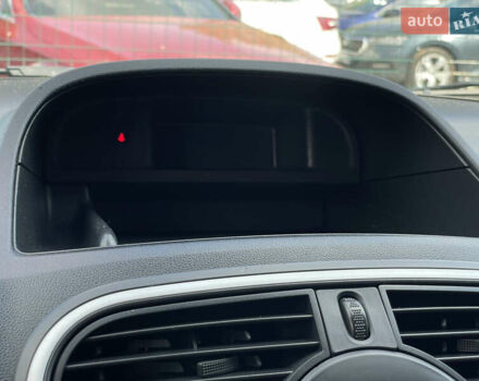 Білий Рено Кєнгу, об'ємом двигуна 1.5 л та пробігом 233 тис. км за 11999 $, фото 47 на Automoto.ua