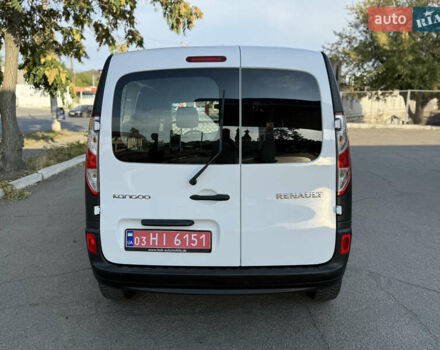 Белый Рено Кенгу, объемом двигателя 1.5 л и пробегом 168 тыс. км за 10799 $, фото 21 на Automoto.ua