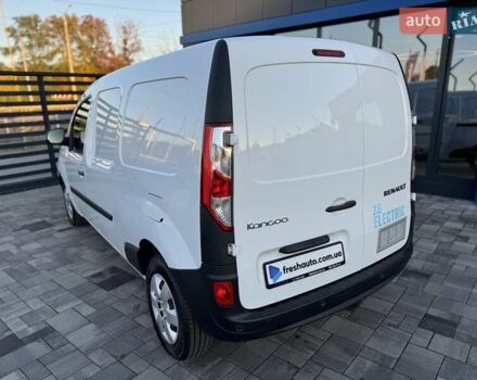 Білий Рено Кєнгу, об'ємом двигуна 0 л та пробігом 27 тис. км за 11999 $, фото 10 на Automoto.ua