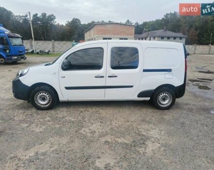 Білий Рено Кєнгу, об'ємом двигуна 0 л та пробігом 80 тис. км за 10850 $, фото 5 на Automoto.ua