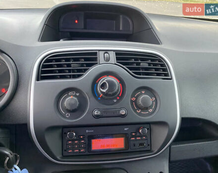 Білий Рено Кєнгу, об'ємом двигуна 1.5 л та пробігом 221 тис. км за 9700 $, фото 37 на Automoto.ua