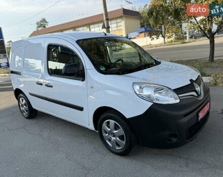 Белый Рено Кенгу, объемом двигателя 1.5 л и пробегом 168 тыс. км за 10799 $, фото 9 на Automoto.ua