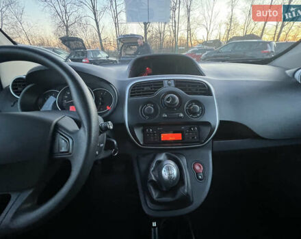 Білий Рено Кєнгу, об'ємом двигуна 1.5 л та пробігом 190 тис. км за 10800 $, фото 19 на Automoto.ua