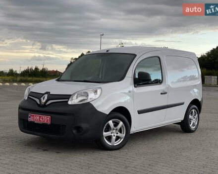 Білий Рено Кєнгу, об'ємом двигуна 1.5 л та пробігом 221 тис. км за 9700 $, фото 5 на Automoto.ua