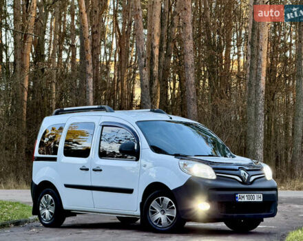 Белый Рено Кенгу, объемом двигателя 1.5 л и пробегом 201 тыс. км за 13700 $, фото 3 на Automoto.ua