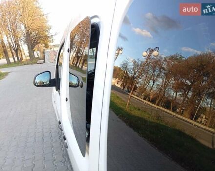 Білий Рено Кєнгу, об'ємом двигуна 0 л та пробігом 137 тис. км за 12300 $, фото 10 на Automoto.ua