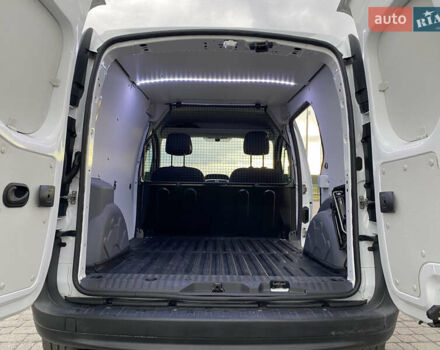 Білий Рено Кєнгу, об'ємом двигуна 1.5 л та пробігом 221 тис. км за 9700 $, фото 51 на Automoto.ua