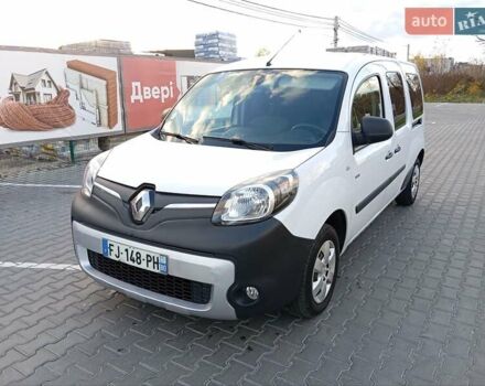 Білий Рено Кєнгу, об'ємом двигуна 0 л та пробігом 137 тис. км за 12300 $, фото 2 на Automoto.ua