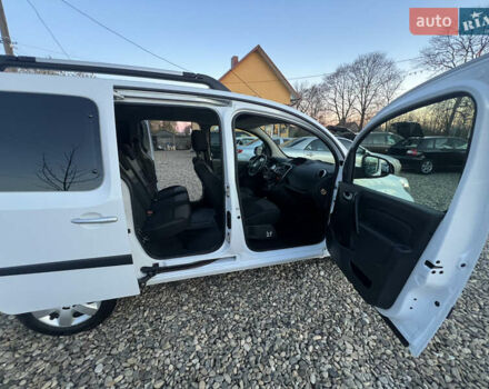 Білий Рено Кєнгу, об'ємом двигуна 1.5 л та пробігом 190 тис. км за 10800 $, фото 25 на Automoto.ua