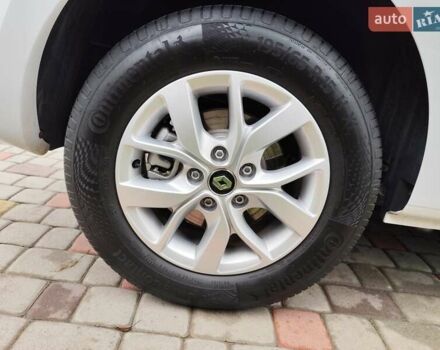 Рено Кенгу 2019 в Дубно на Automoto.ua Белый Рено Кенгу, объемом двигателя 1.5 л и пробегом 193 тыс. км за 15500 $, фото 31 на Automoto.ua