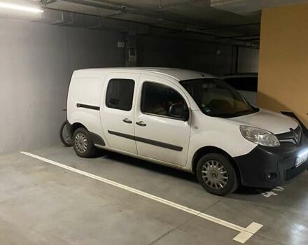 Білий Рено Кєнгу, об'ємом двигуна 1.5 л та пробігом 205 тис. км за 10000 $, фото 1 на Automoto.ua